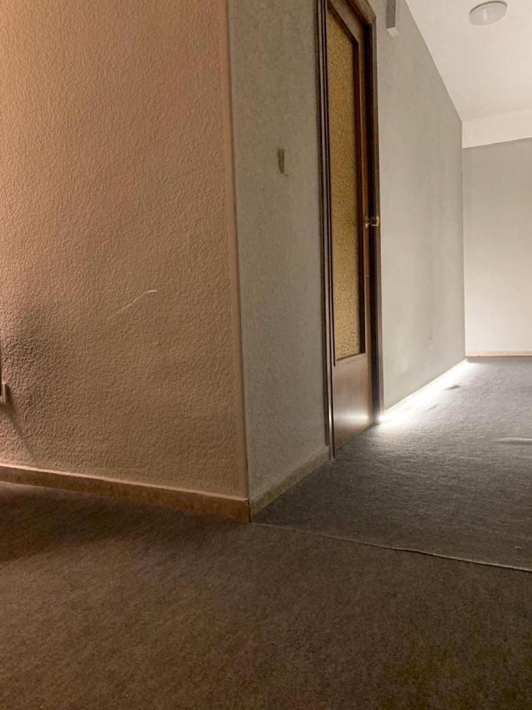 Rmn Tourist Home 3H فالنسيا المظهر الخارجي الصورة